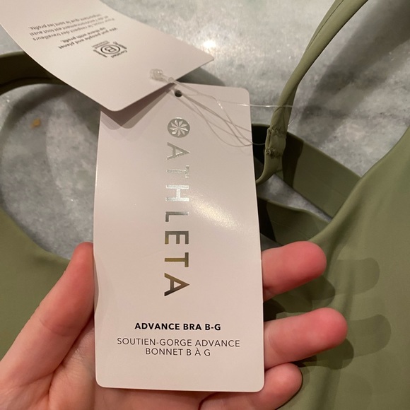 NWT: Athleta bra size 36DD - Picture 5 of 5